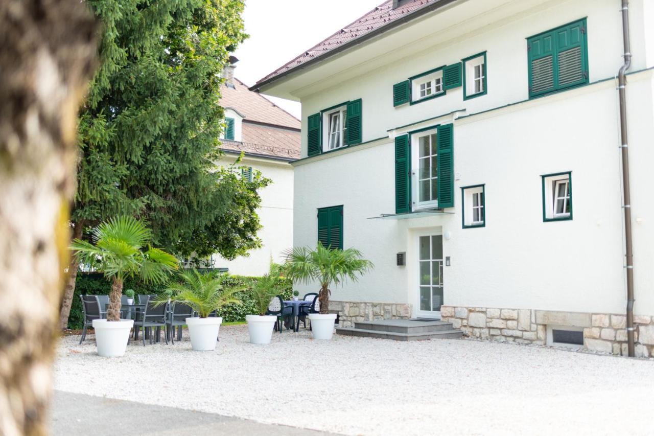 Villa Gelbmann - Ferienwohnungen Velden Velden am Wörthersee Dış mekan fotoğraf